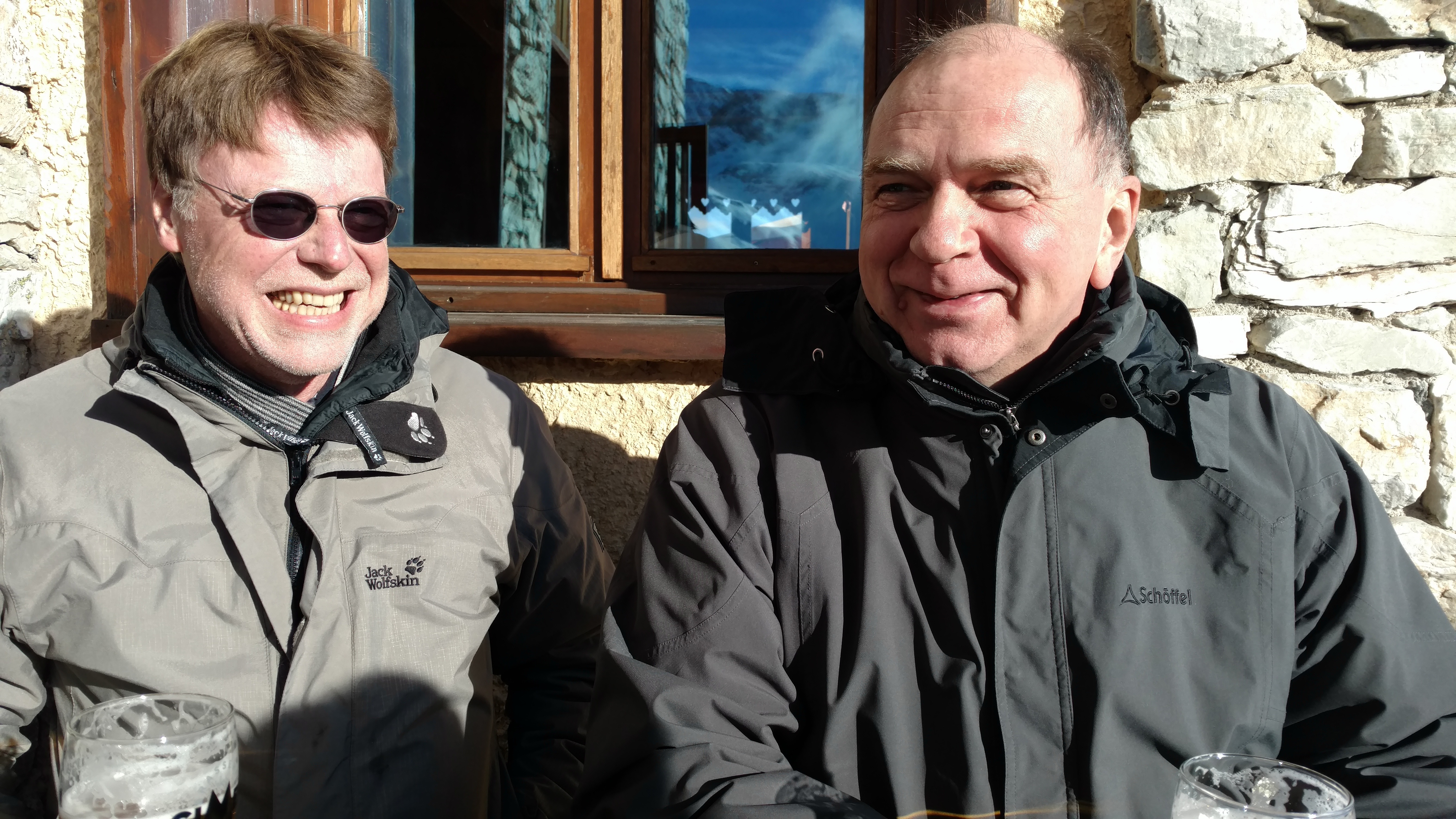 Juenger & Reinelt 1 at the Aussois Combinatorial Optimization Workshop Juenger & Reinelt 1 at the Aussois Combinatorial Optimization Workshop